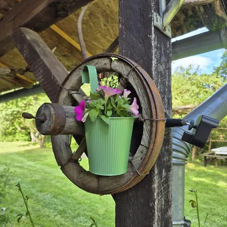 Birsalmafa Vendeghaz Apartament Bajánsenye